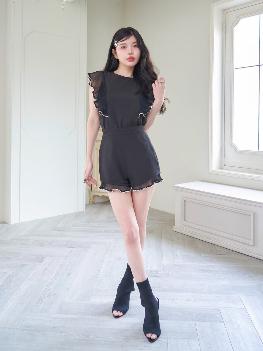 モデル:160cm(着用サイズ:FREE 着用カラー:BLK)