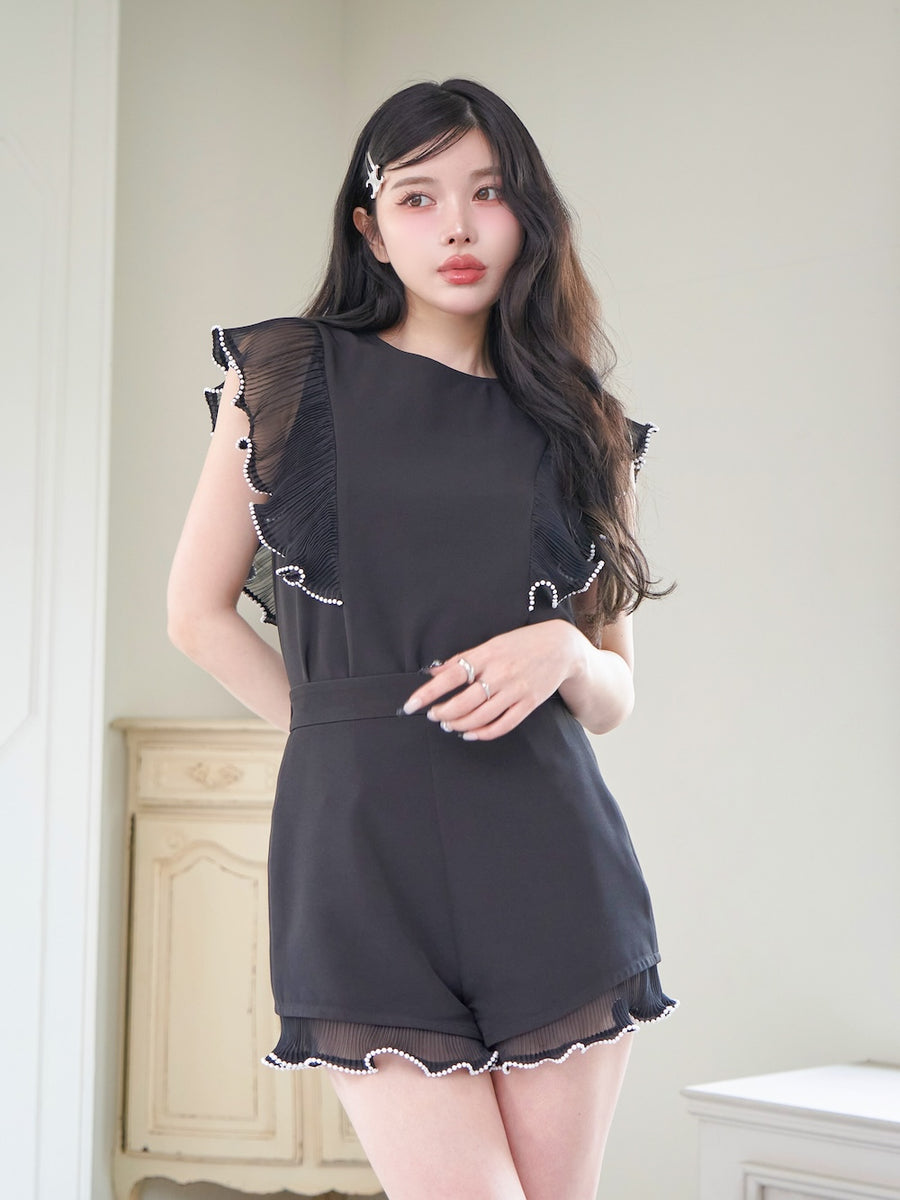 モデル:160cm(着用サイズ:FREE 着用カラー:BLK)