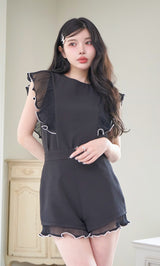 モデル:160cm(着用サイズ:FREE 着用カラー:BLK)