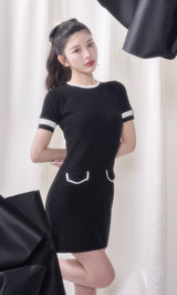 モデル:160cm(着用サイズ:FREE 着用カラー:BLK)