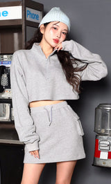 モデル:160cm(着用サイズ:FREE 着用カラー:GRY)