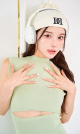 モデル:160cm(着用サイズ:FREE 着用カラー:MNT)