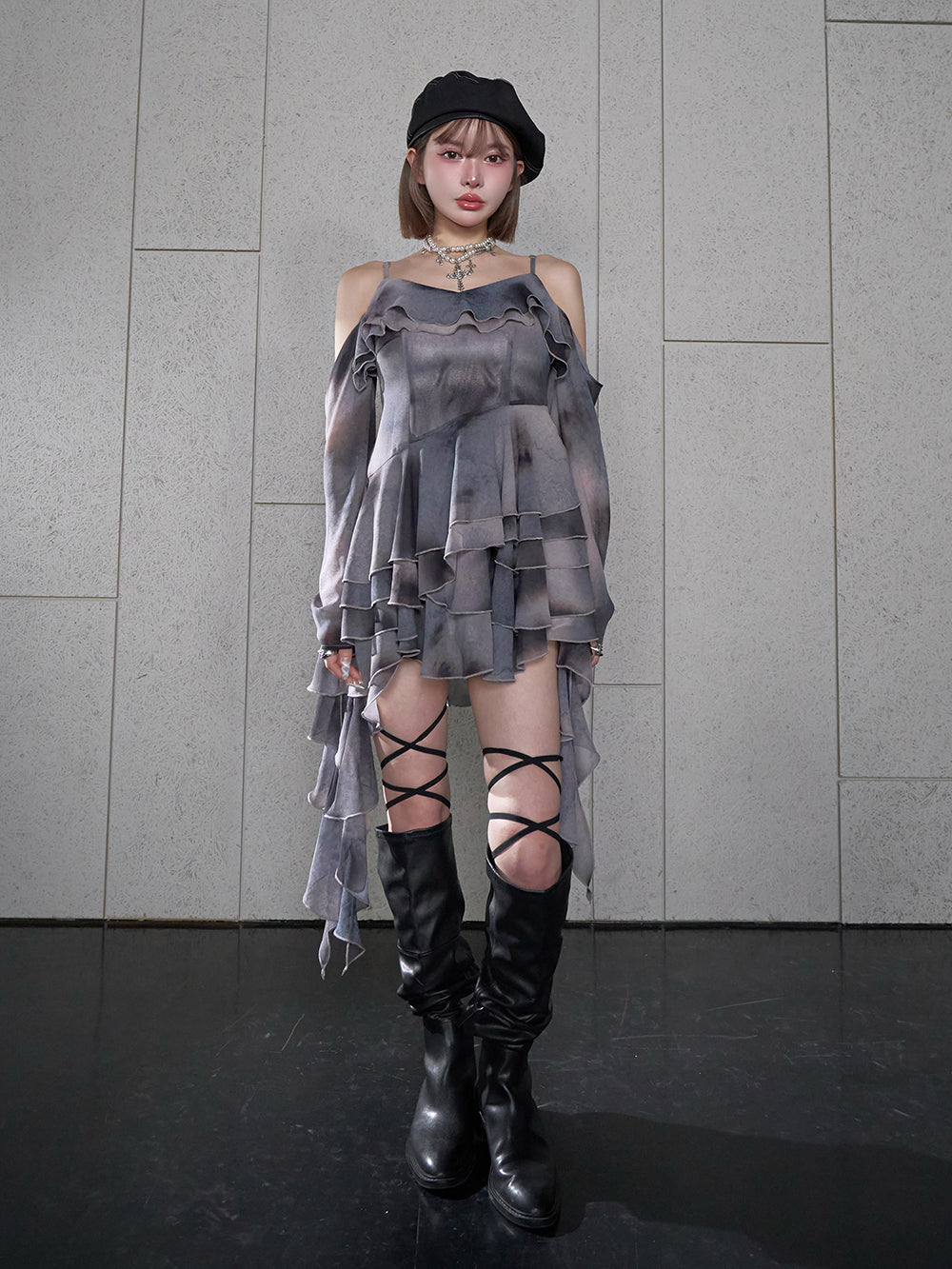 モデル:160cm(着用サイズ:FREE 着用カラー:PNK)