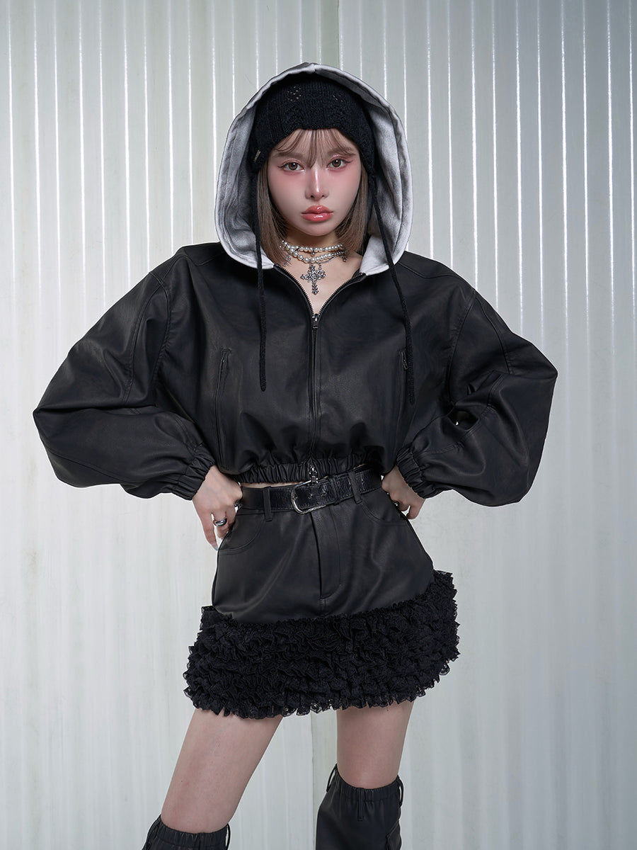 モデル:160cm(着用サイズ:S 着用カラー:BLK)