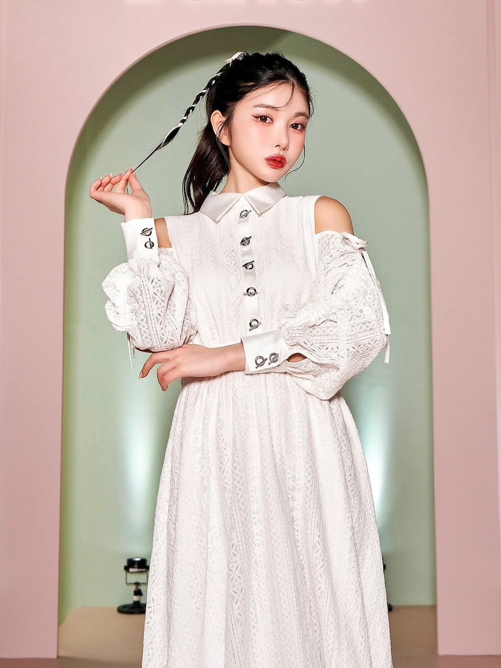 モデル:160cm(着用サイズ:FREE 着用カラー:WHT)