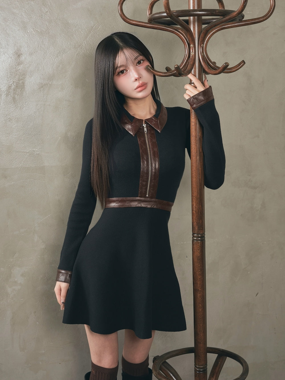 モデル:160cm(着用サイズ:FREE 着用カラー:BLK)