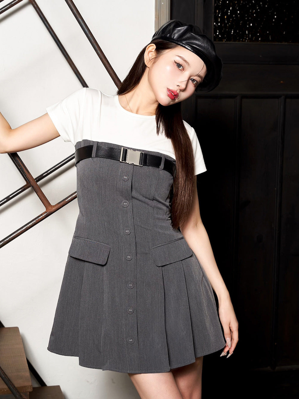 モデル:160cm(着用サイズ:FREE 着用カラー:GRY)