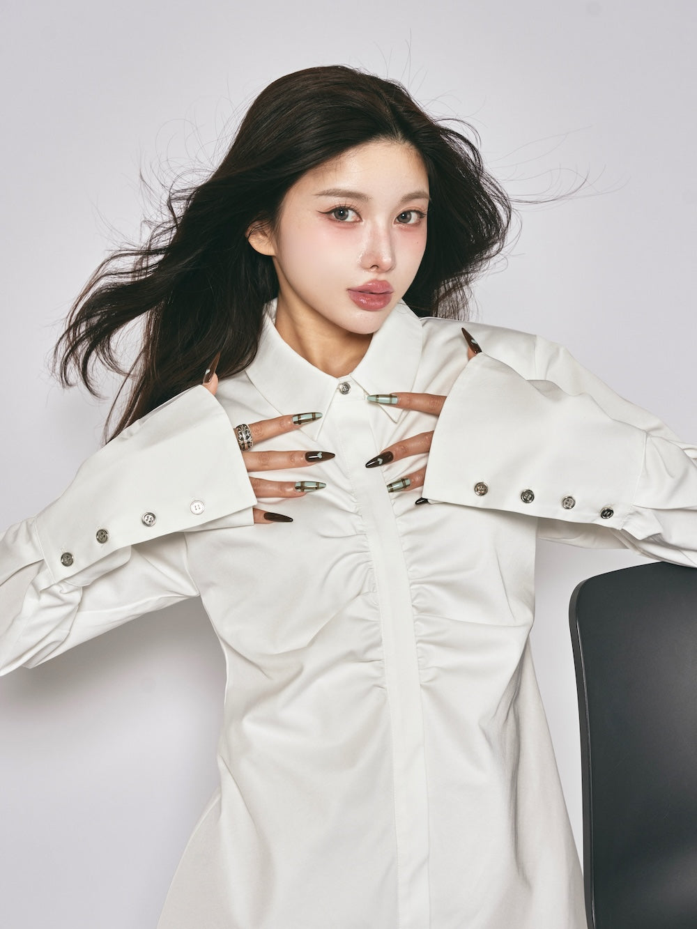 モデル:160cm(着用サイズ:FREE 着用カラー:WHT)