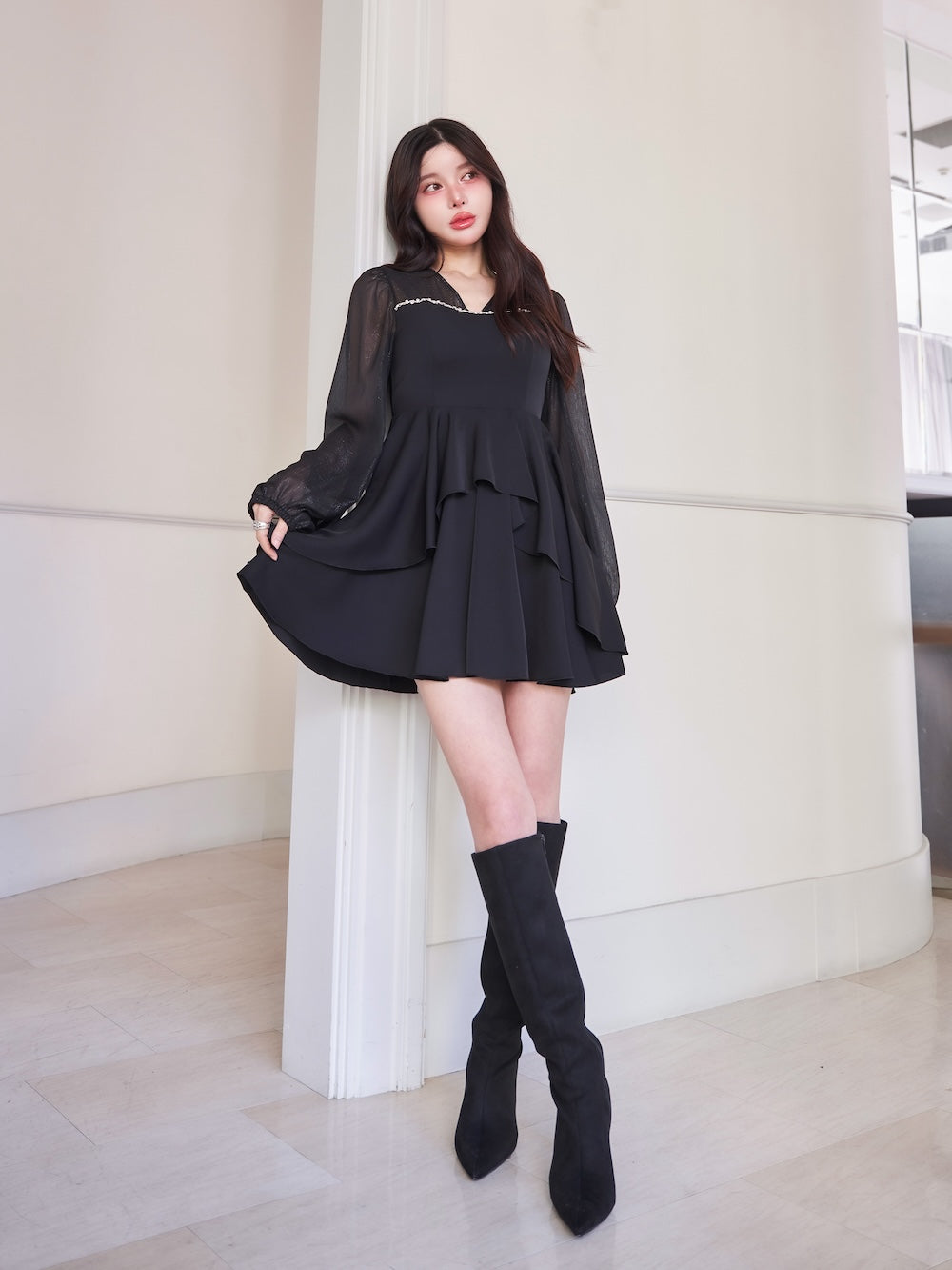 モデル:160cm(着用サイズ:FREE 着用カラー:BLK)