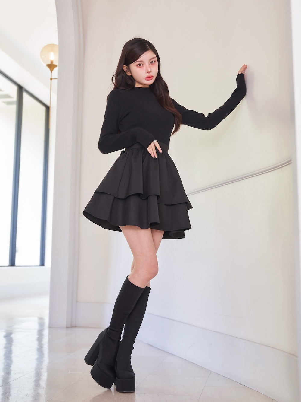 モデル:160cm(着用サイズ:FREE 着用カラー:BLK)
