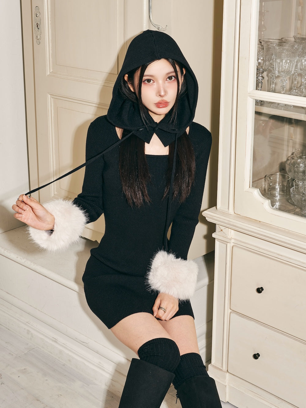 モデル:160cm(着用サイズ:FREE 着用カラー:BLK)