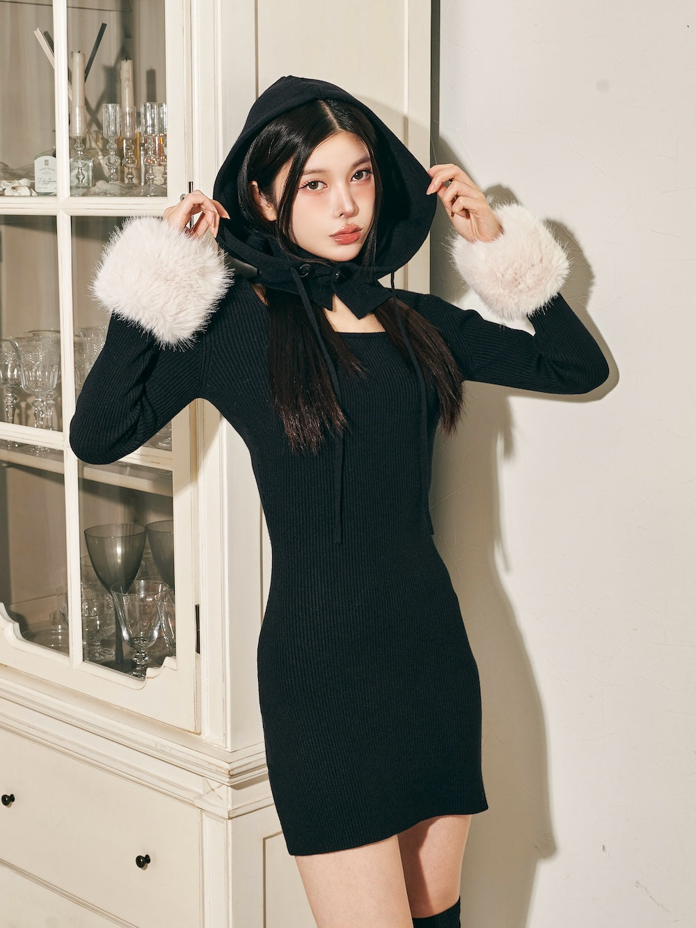 モデル:160cm(着用サイズ:FREE 着用カラー:BLK)