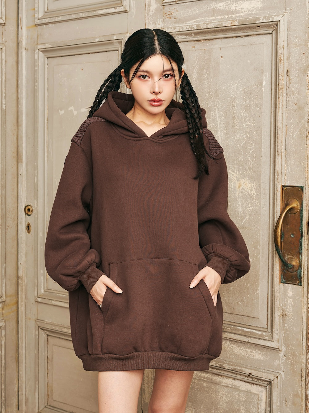 モデル:160cm(着用サイズ:FREE 着用カラー:BRN)
