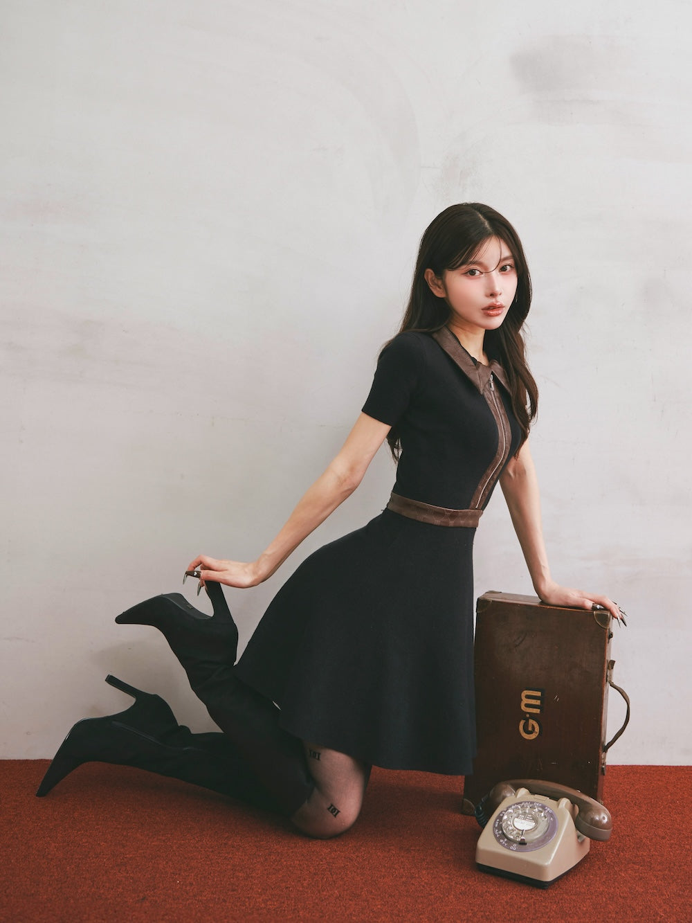 モデル:160cm(着用サイズ:FREE 着用カラー:BLK)