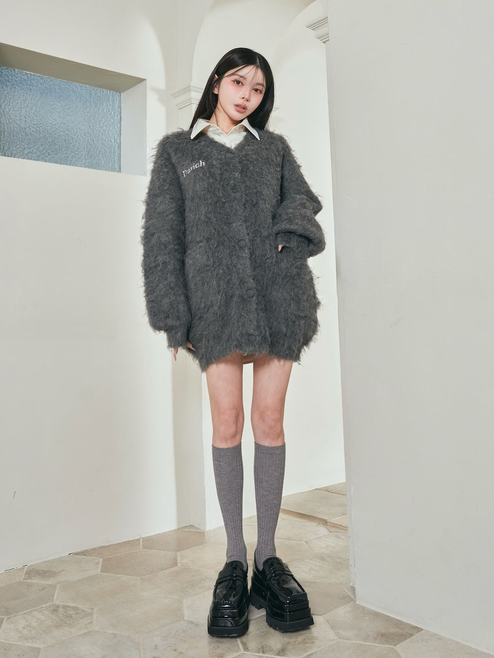 モデル:160cm(着用サイズ:FREE 着用カラー:GRY)