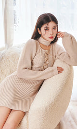 モデル:160cm(着用サイズ:FREE 着用カラー:IVO)