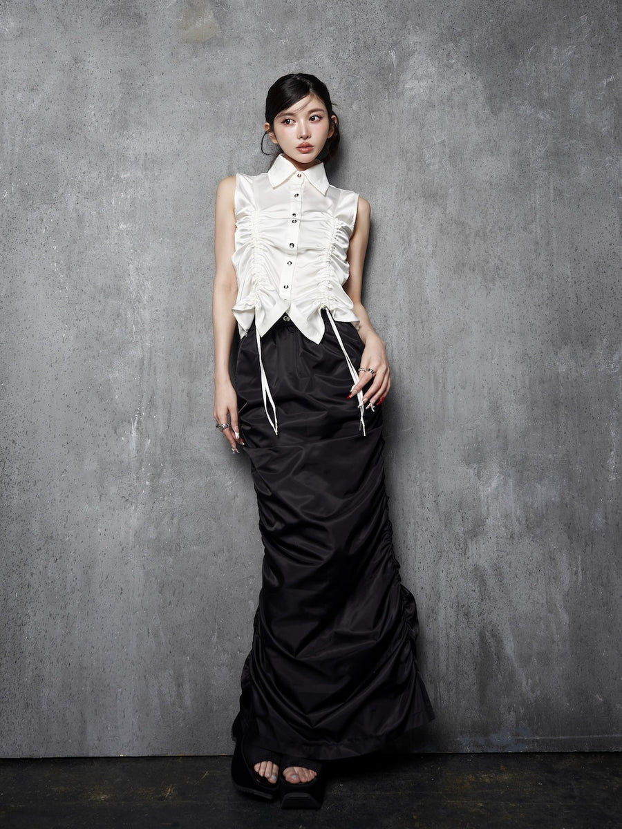 モデル:160cm(着用サイズ:FREE 着用カラー:WHT)
