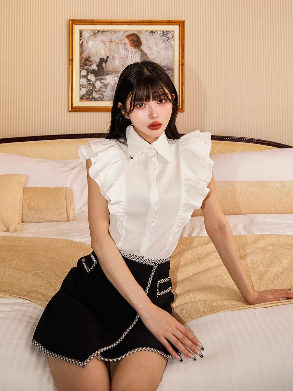 モデル:160cm(着用サイズ:FREE 着用カラー:WHT)