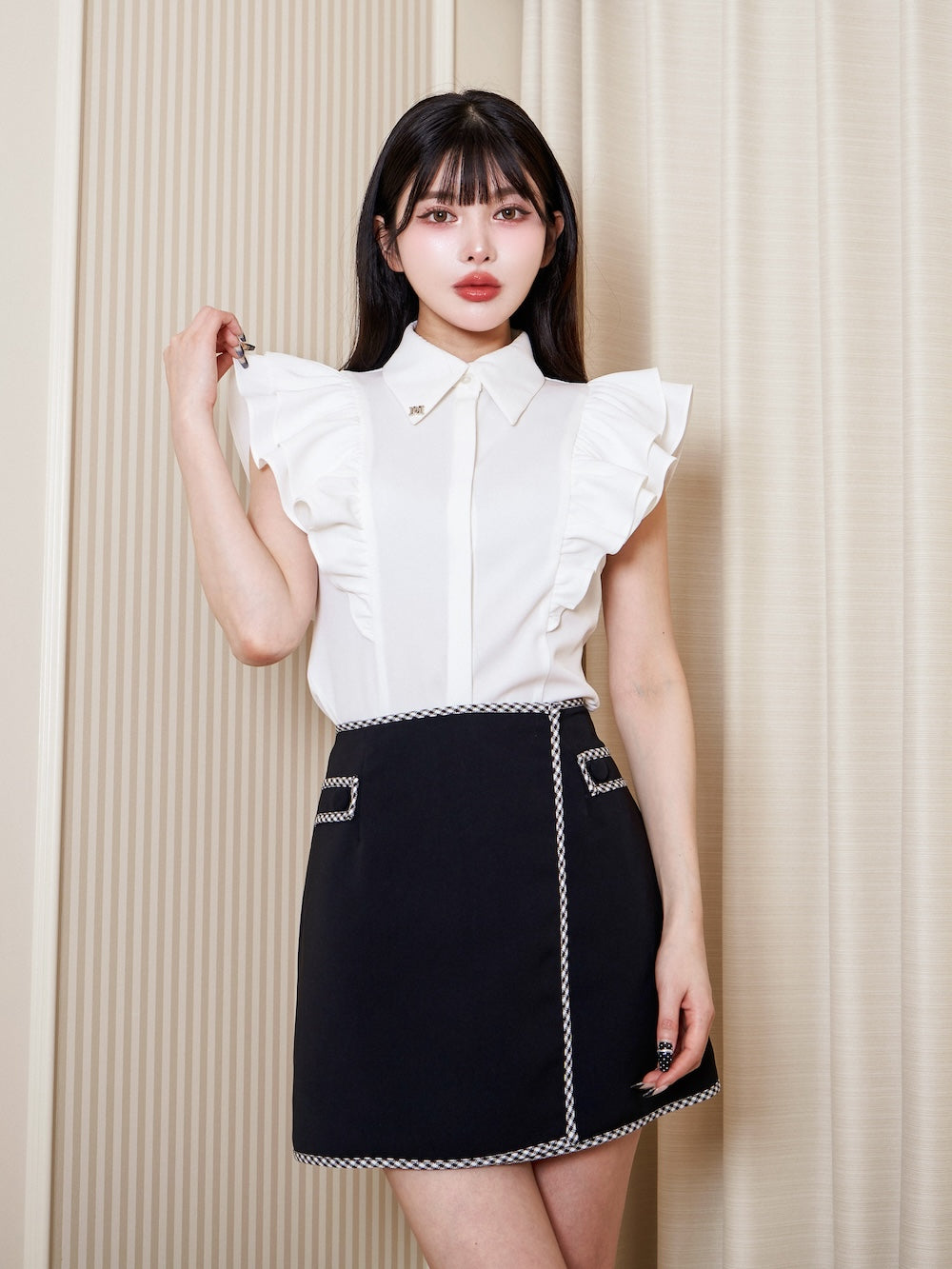 モデル:160cm(着用サイズ:FREE 着用カラー:WHT)
