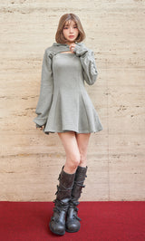 モデル:160cm(着用サイズ:FREE 着用カラー:GRY)