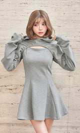 モデル:160cm(着用サイズ:FREE 着用カラー:GRY)