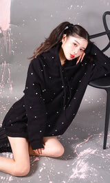 モデル:160cm(着用サイズ:FREE 着用カラー:BLK)