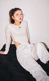 モデル:160cm(着用サイズ:FREE 着用カラー:WHT)