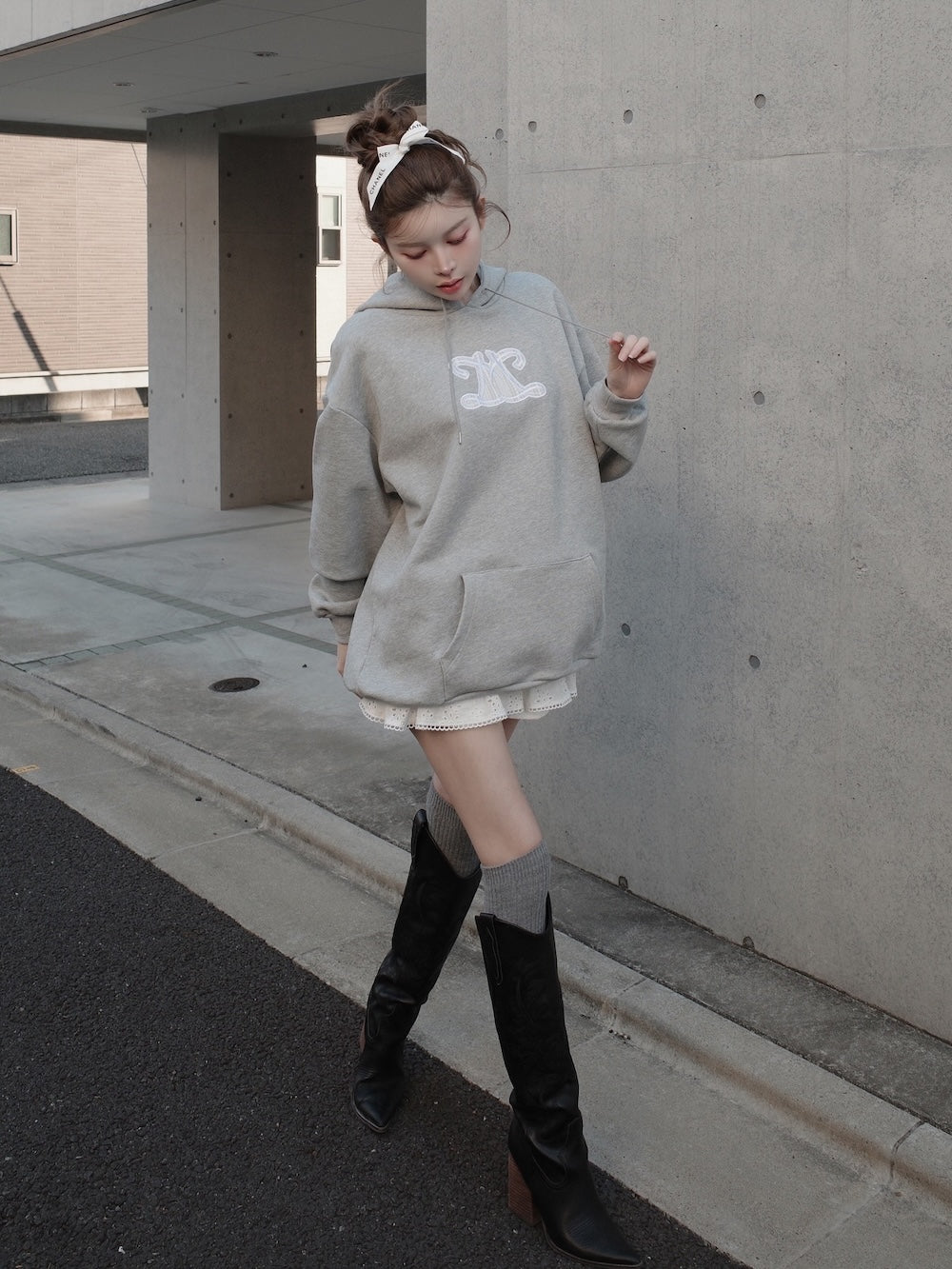 モデル:160cm(着用サイズ:FREE 着用カラー:GRY)