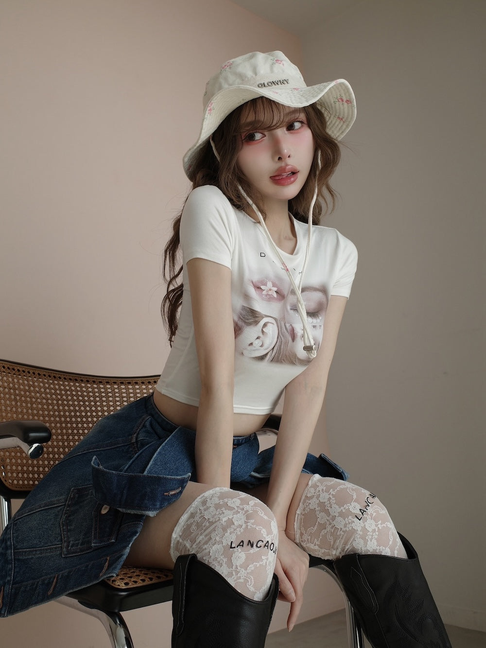 モデル:160cm(着用サイズ:FREE 着用カラー:WHT)