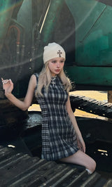 モデル:160cm(着用サイズ:FREE 着用カラー:NVY)