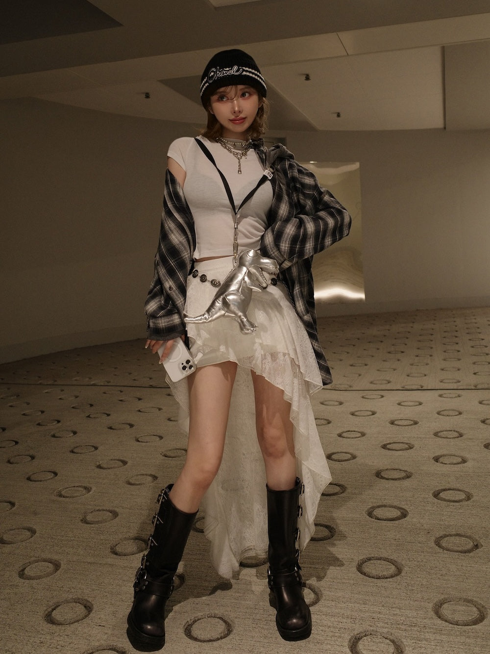 モデル:160cm(着用サイズ:FREE 着用カラー:NVY)