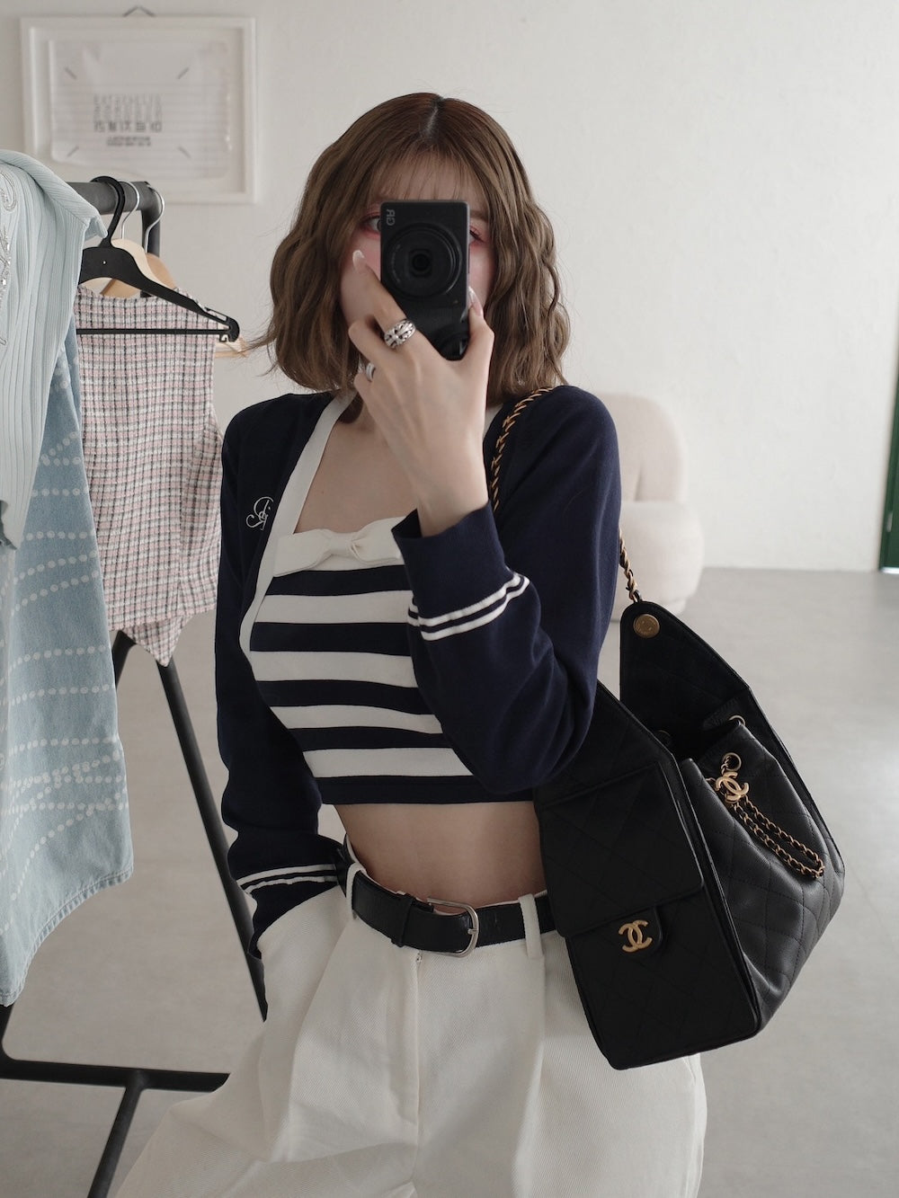 モデル:160cm(着用サイズ:FREE 着用カラー:NVY)