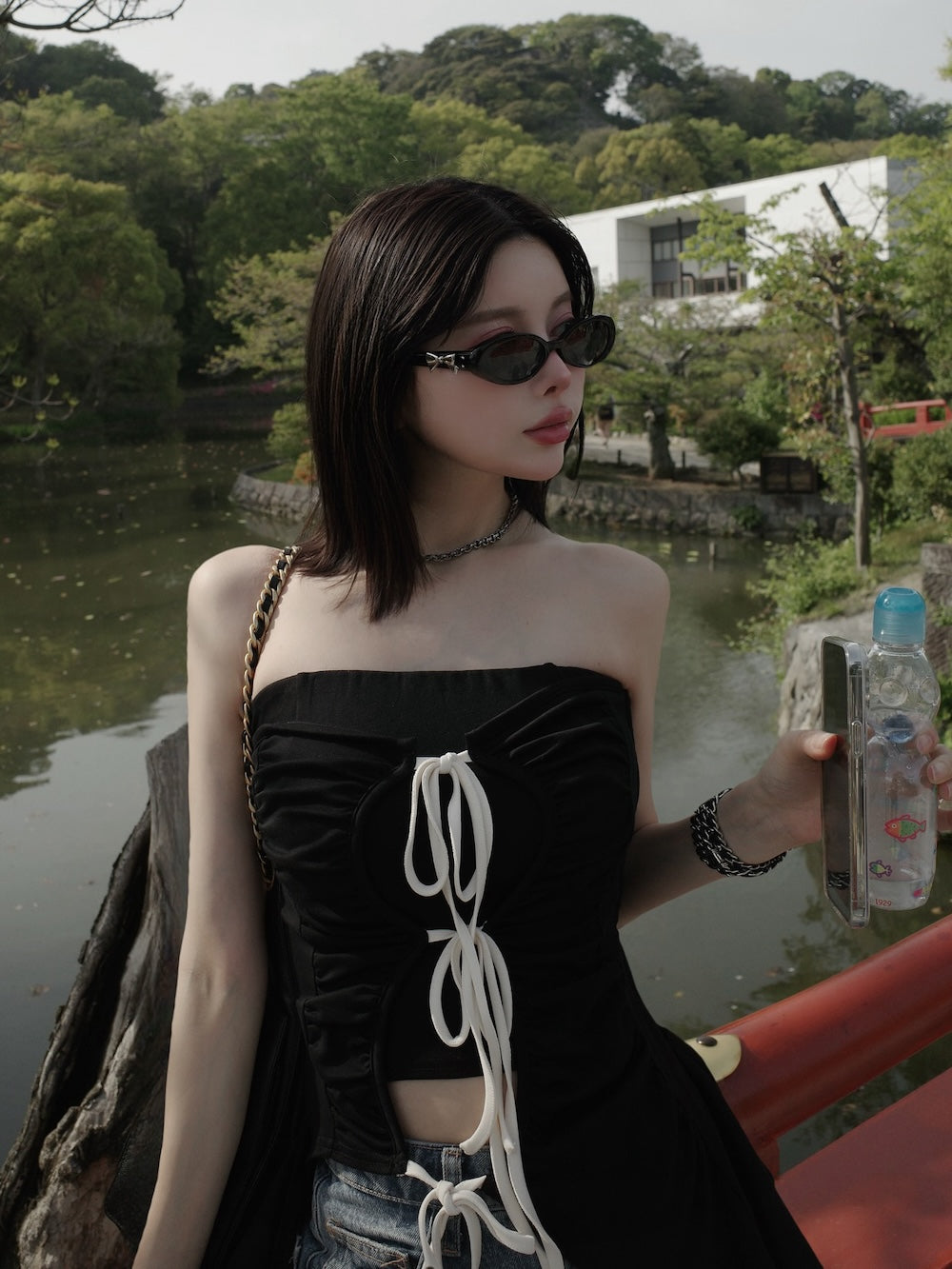 モデル:160cm(着用サイズ:FREE 着用カラー:BLK)