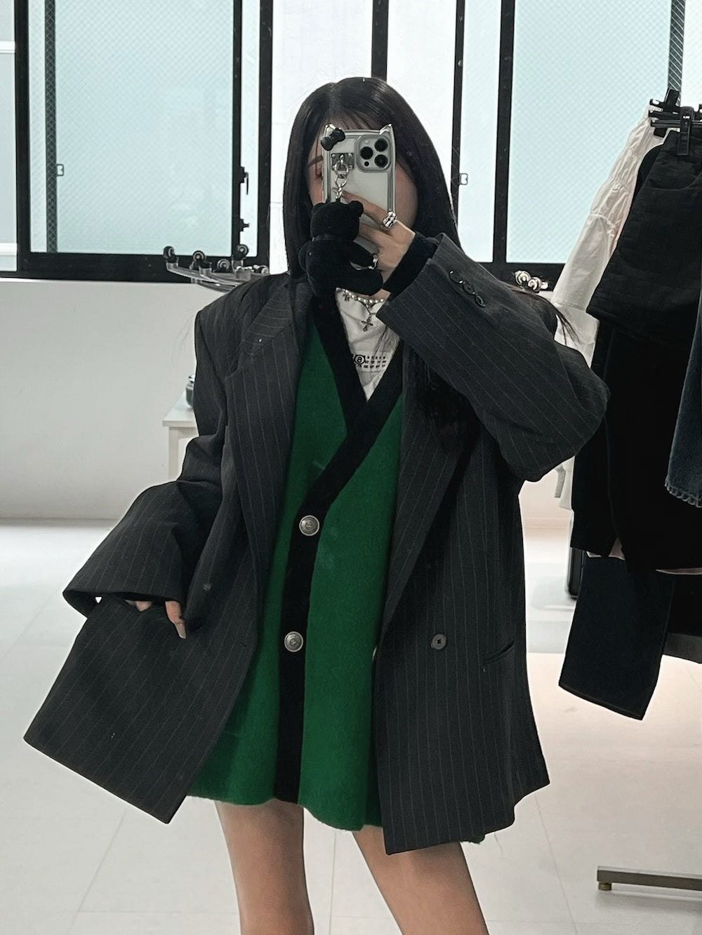モデル:160cm(着用サイズ:FREE 着用カラー:GRN)