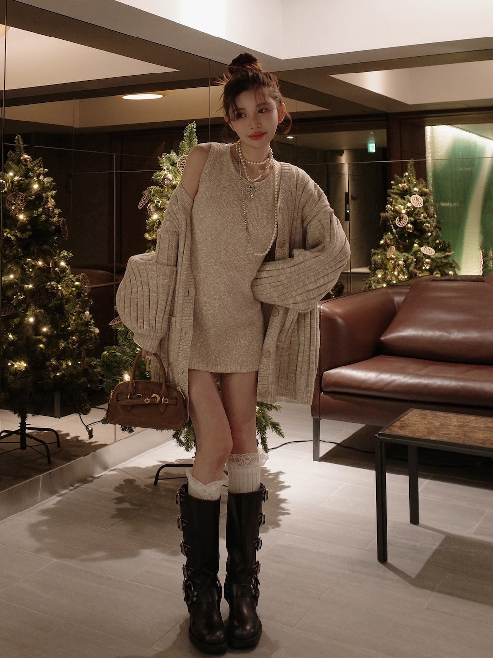 モデル:160cm(着用サイズ:FREE 着用カラー:BEG)