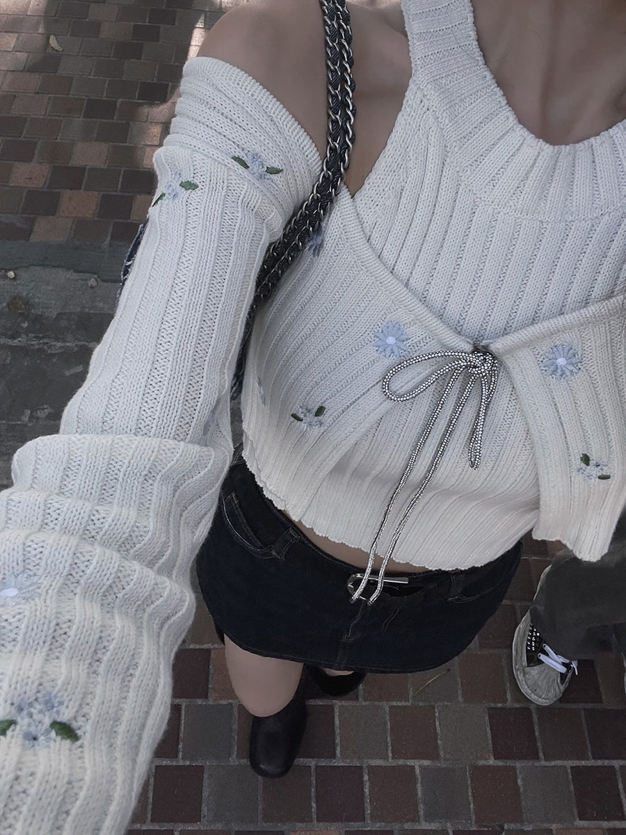 モデル:160cm(着用サイズ:FREE 着用カラー:WHT)