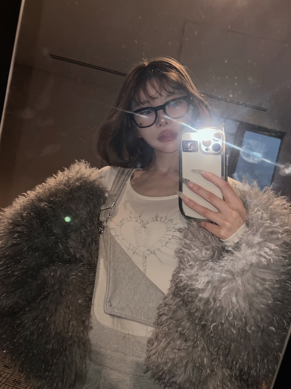 モデル:160cm(着用サイズ:FREE 着用カラー:WHT)