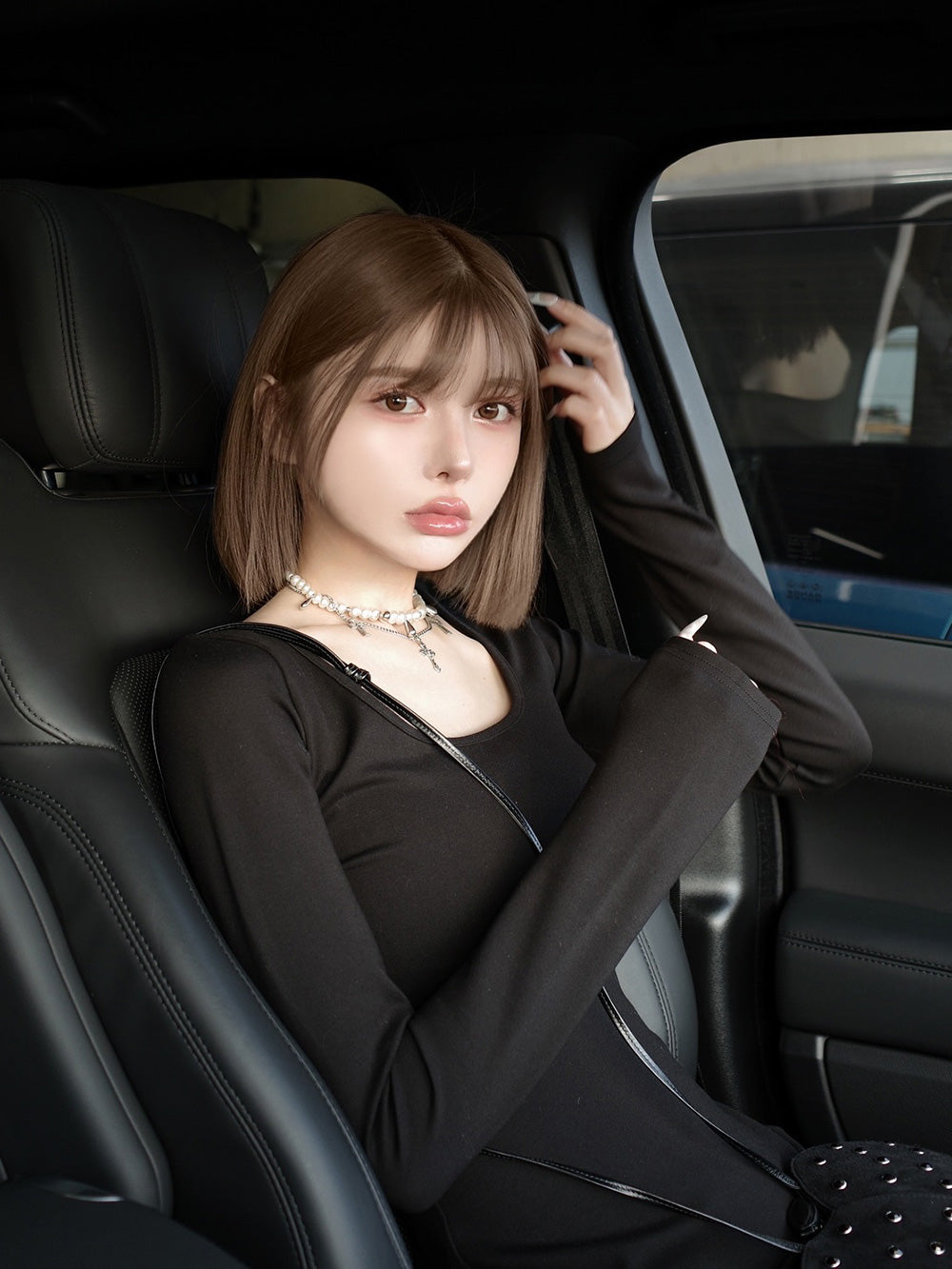 モデル:160cm(着用サイズ:FREE 着用カラー:BLK)