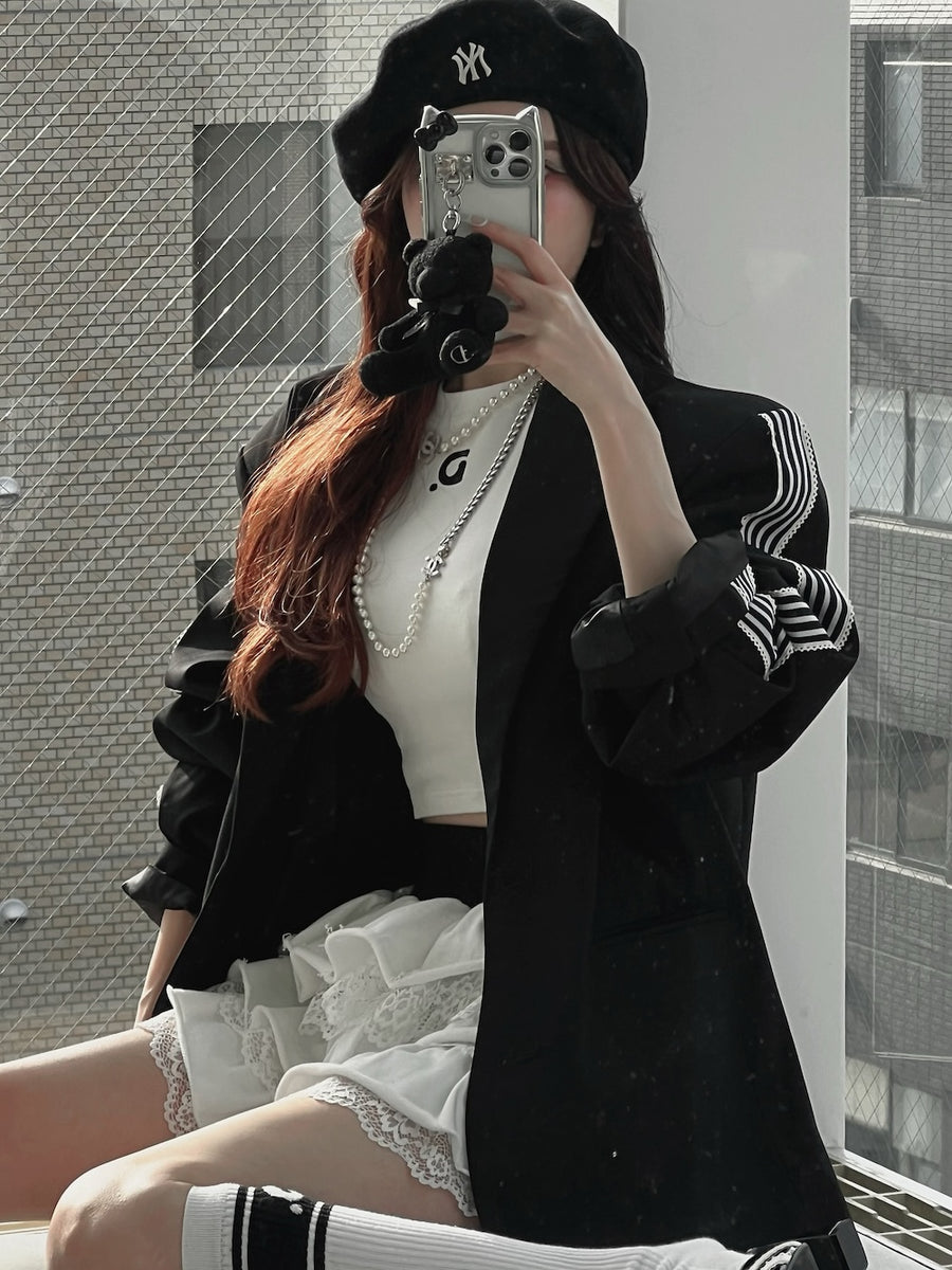モデル:160cm(着用サイズ:FREE 着用カラー:BLK)