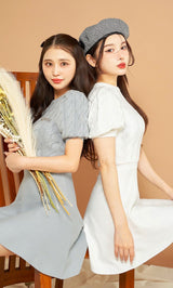 モデル:(左)160cm(右)155cm(着用サイズ:FREE 着用カラー:(左)WHT(右)GRY)