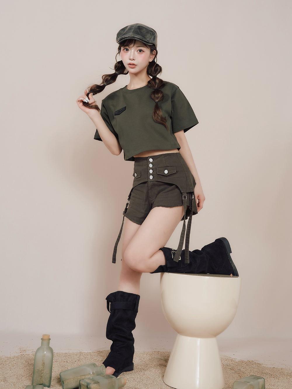 モデル:158cm(着用サイズ:FREE 着用カラー:C-GRY)