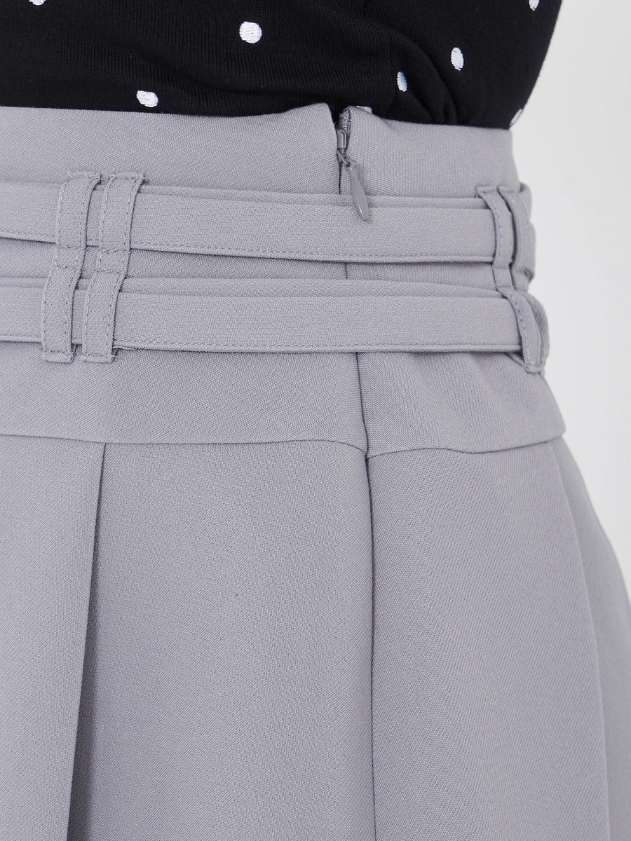 モデル:158cm(着用サイズ:S 着用カラー:GRY)