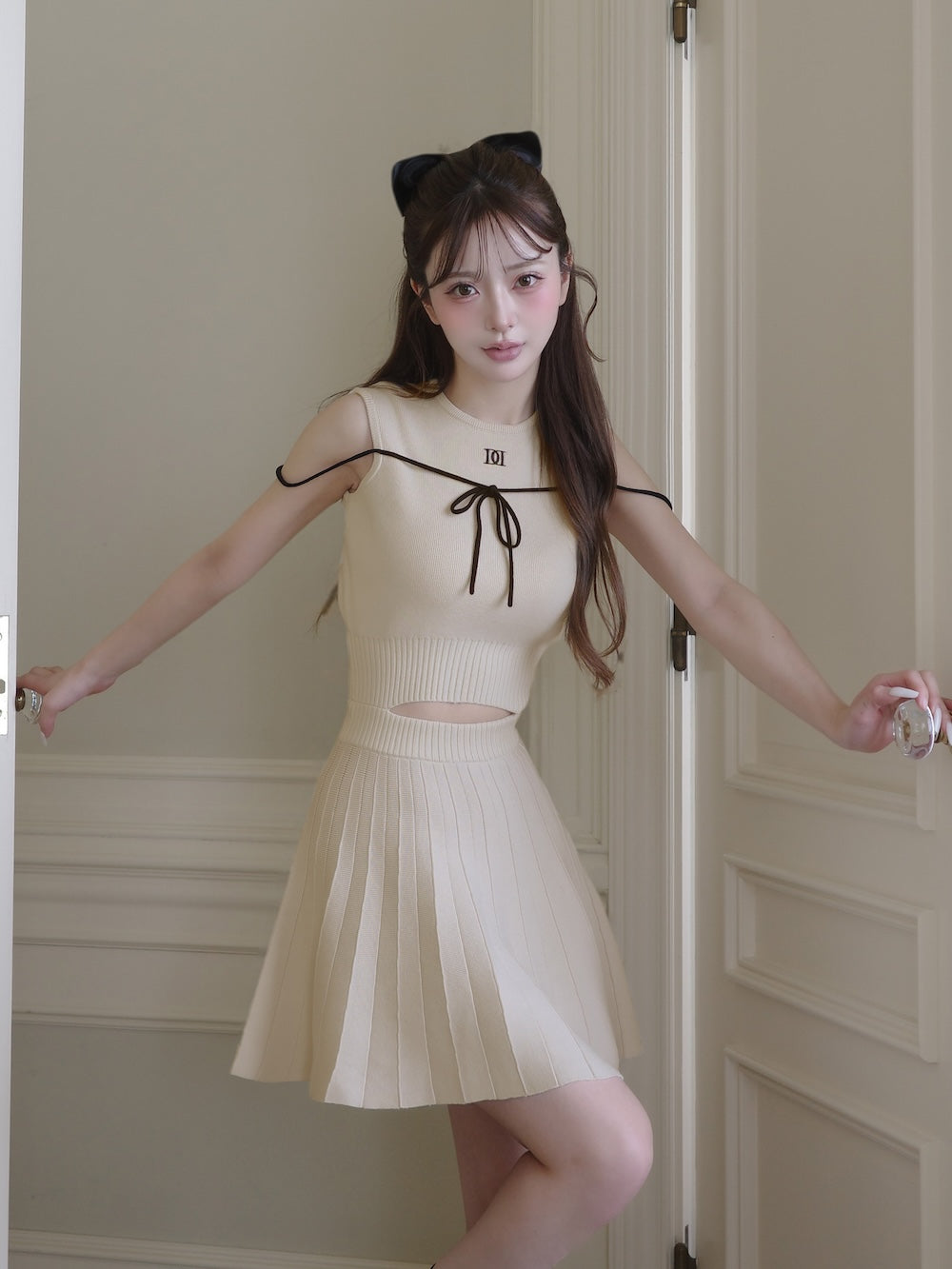 モデル:158cm(着用サイズ:FREE 着用カラー:IVO)