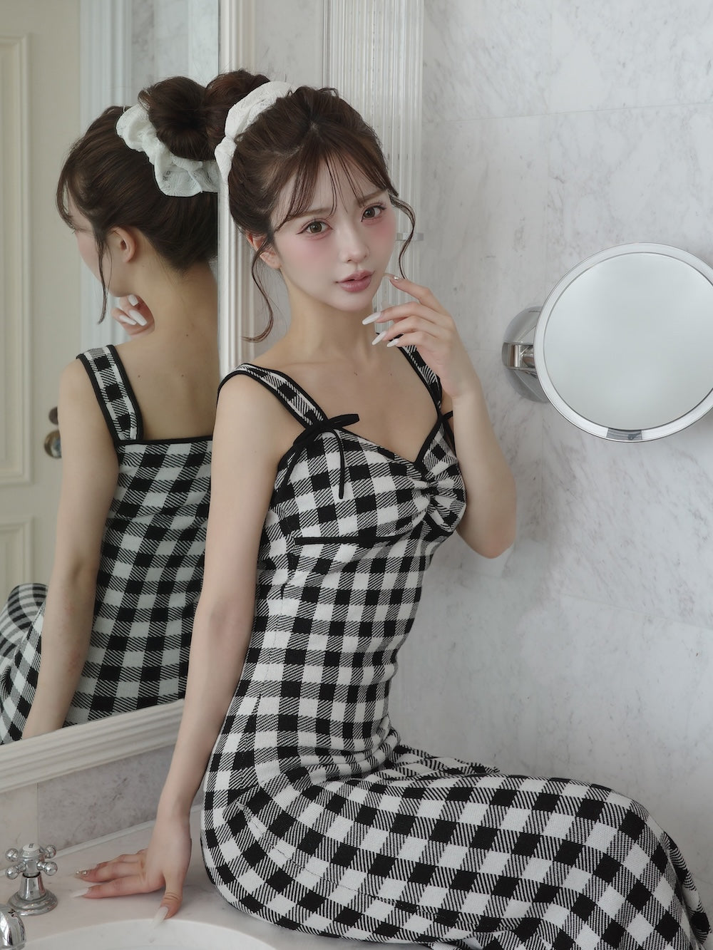 モデル:158cm(着用サイズ:FREE 着用カラー:BLK)