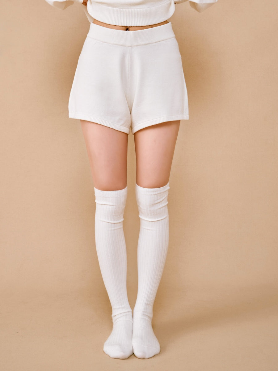 モデル:158cm(着用サイズ:FREE 着用カラー:IVO)