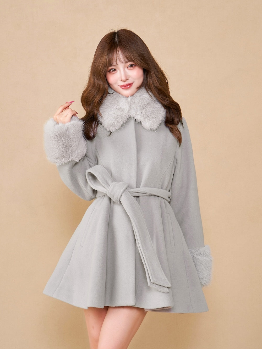 モデル:158cm(着用サイズ:FREE 着用カラー:GRY)