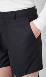 モデル:158cm(着用サイズ:S 着用カラー:BLK)