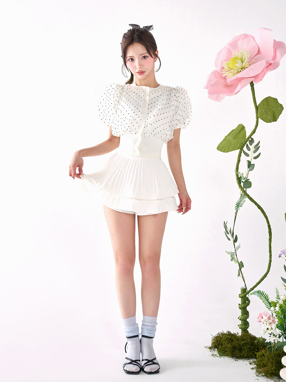 モデル:158cm(着用サイズ:FREE 着用カラー:WHT)
