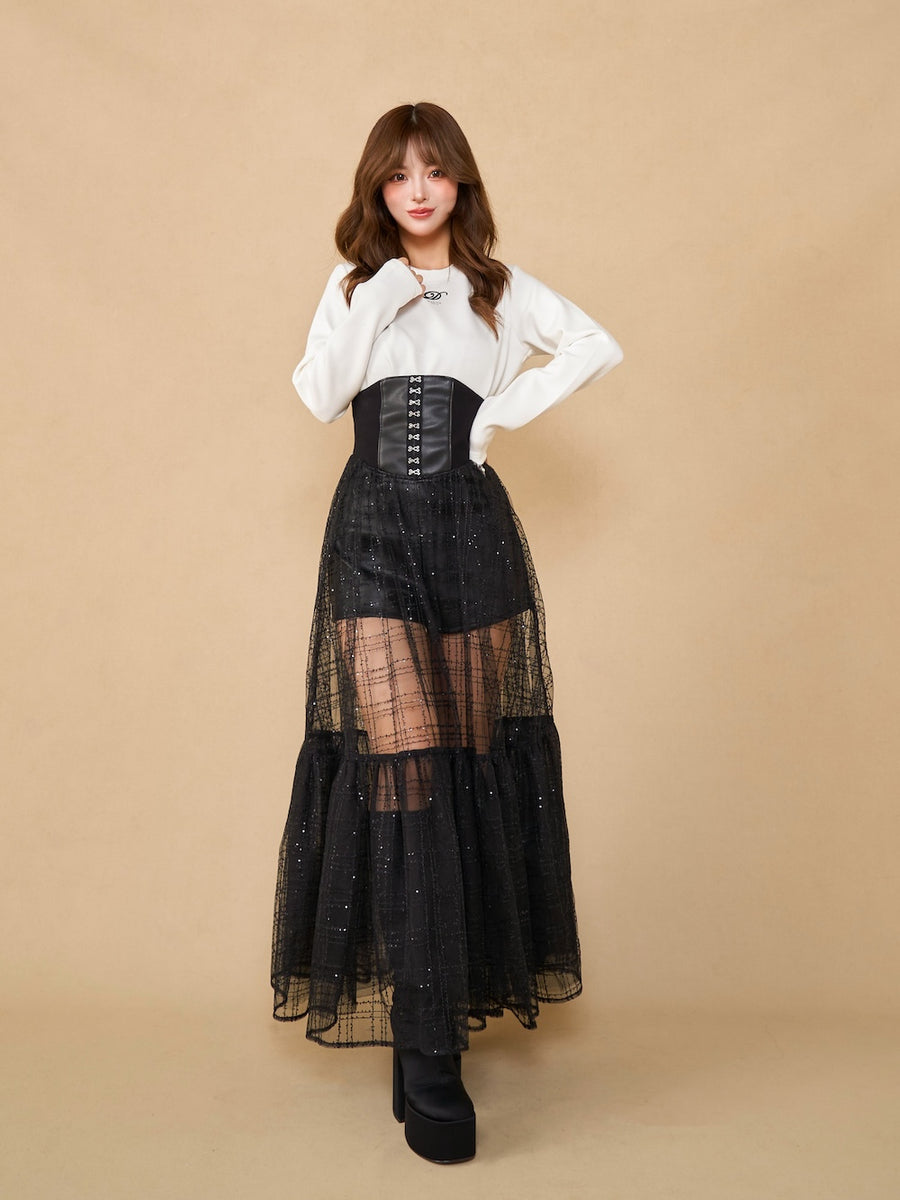 モデル:158cm(着用サイズ:FREE 着用カラー:D)