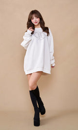 モデル:158cm(着用サイズ:FREE 着用カラー:WHT)